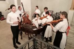 Koncert cimbálové muziky Capella 