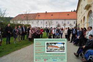 Pomáháme společně