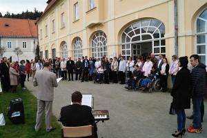 Pomáháme společně